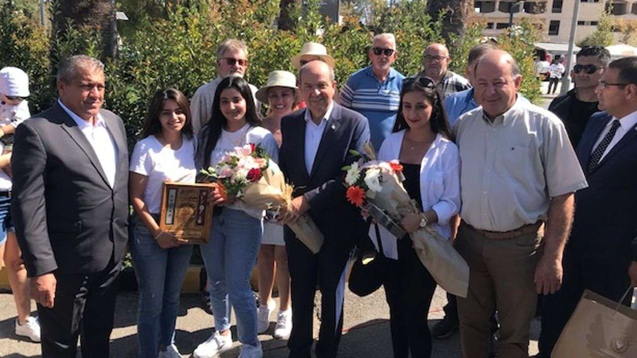 Gazimağusa’da Kapalı Maraş’ın kamuya ait bölümünde kademeli açılma sürecinin başlamasının ikinci yıl dönümünde etkinlik düzenlendi. Gazimağusa’da Kapalı Maraş’ın kamuya ait bölümünde kademeli açılma sürecinin başlamasının ikinci yıl dönümünde etkinlik düzenlendi.
