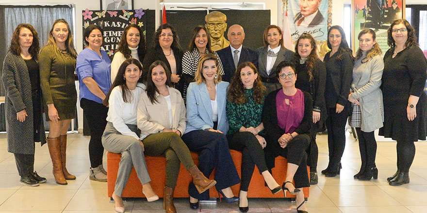 Benli’den okullara Öğretmenler Günü ziyareti Benli’den okullara Öğretmenler Günü ziyareti