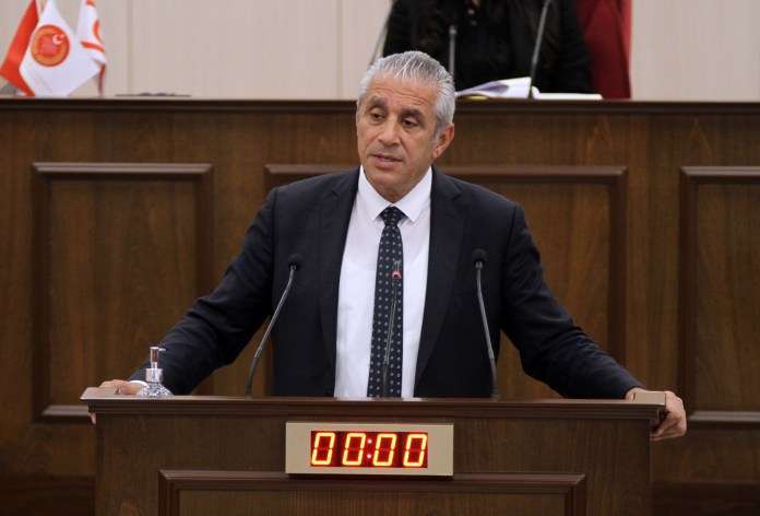 Çalışma ve Sosyal Güvenlik Bakanı Hasan Taçoy Çalışma ve Sosyal Güvenlik Bakanı Hasan Taçoy