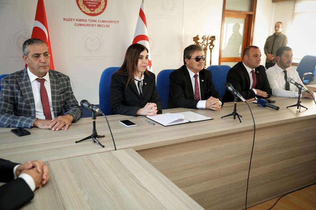 Yeni Girne Hastanesi için ihale sözleşmesi imzalandı Yeni Girne Hastanesi için ihale sözleşmesi imzalandı