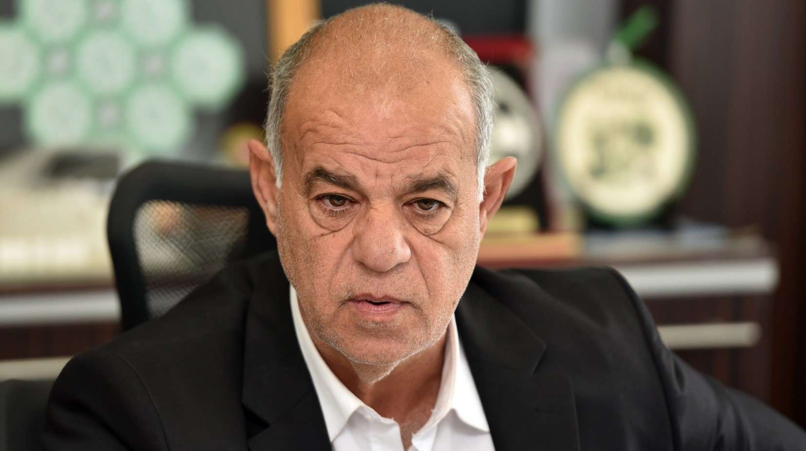 aziz-kaya-1Lefke Belediyesi’nin üçüncü kez seçilen Başkanı Aziz Kaya Lefke Belediyesi’nin üçüncü kez seçilen Başkanı Aziz Kaya