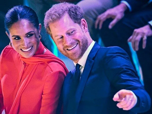 Meghan Markle ve Prens Harry Meghan Markle ve Prens Harry