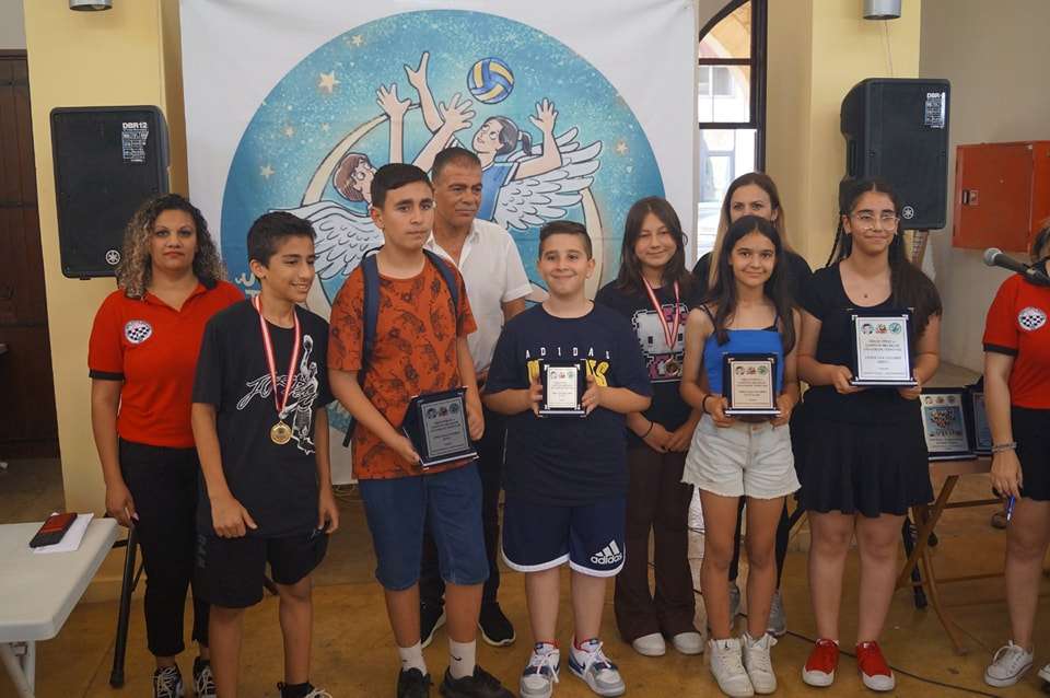 Şampiyon Melekler ve Orhan İtimat Satranç Turnuvası Yapıldı Şampiyon Melekler ve Orhan İtimat Satranç Turnuvası Yapıldı