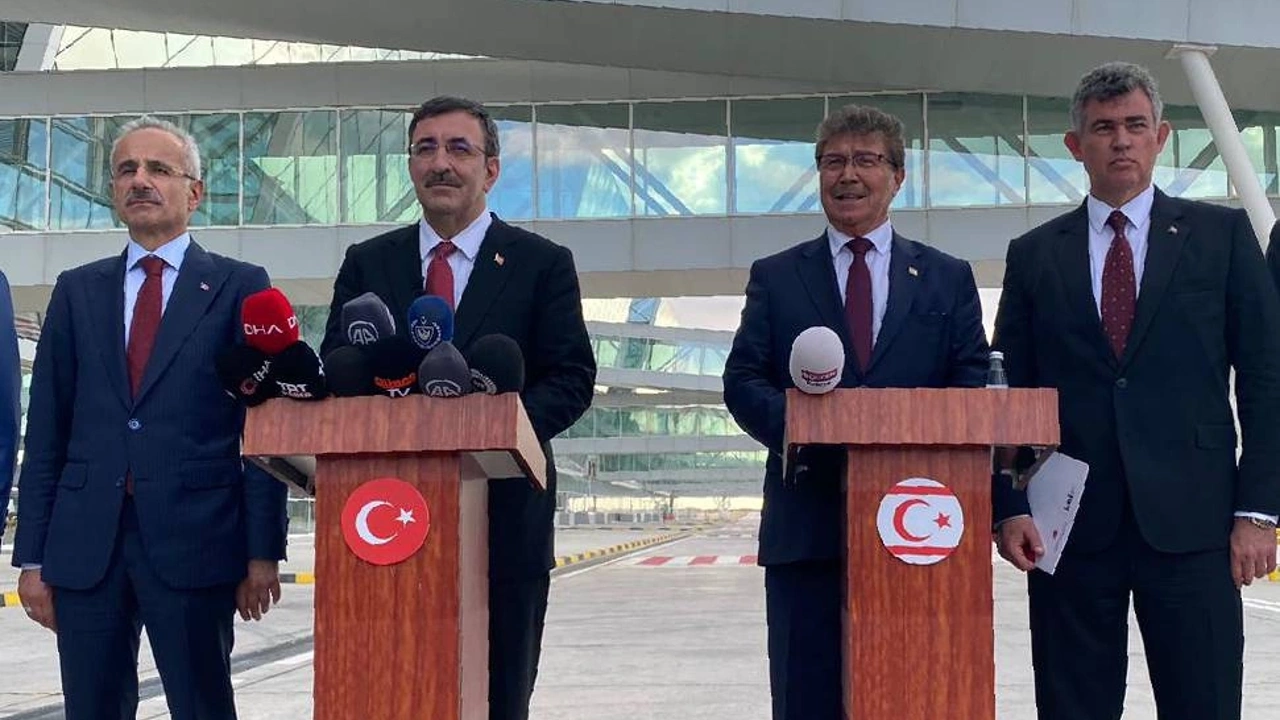 yilmaz-ustel-1 ''Yeni terminal binasını ve pisti 20 Temmuz’a yetiştireceğiz'' ''Yeni terminal binasını ve pisti 20 Temmuz’a yetiştireceğiz''