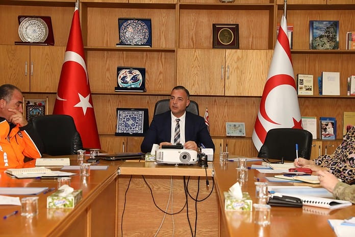 Başbakanlık Afet Ve Acil Durum Yönetimi Komitesi Başbakanlık Afet Ve Acil Durum Yönetimi Komitesi