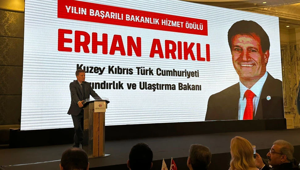 Bayındırlık ve Ulaştırma Bakanı Erhan Arıklı Bayındırlık ve Ulaştırma Bakanı Erhan Arıklı