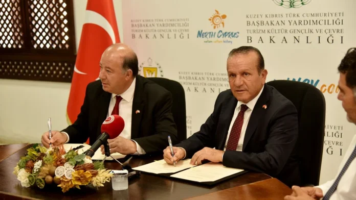 saglik-bakanligi-ile-turizm-bakanligi-arasinda-su-tahlilleri-konusunda-isbirligi-protokolu-imzalandi-3-so Ataoğlu