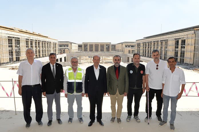 Cumhurbaşkanı Tatar, yapımı devam eden Cumhurbaşkanlığı Yerleşkesi’ni ziyaret etti Cumhurbaşkanı Tatar, yapımı devam eden Cumhurbaşkanlığı Yerleşkesi’ni ziyaret etti
