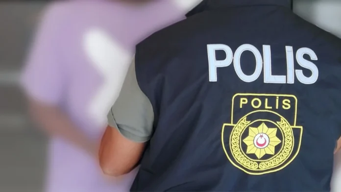 Polis Polis