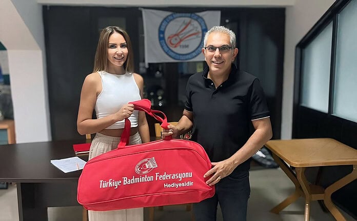 Heyran Yamaç’tan KKTC ve TC Badminton Federasyonlarına teşekkür Heyran Yamaç’tan KKTC ve TC Badminton Federasyonlarına teşekkür