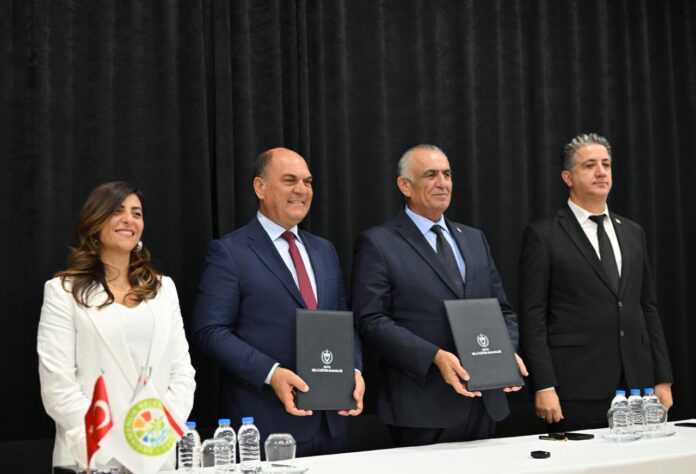 Çavuşoğlu: “Değirmenlik-Akıncılar Belediyesi’nin eğitime katkısı diğer belediyelere de örnek olmalı” Çavuşoğlu: “Değirmenlik-Akıncılar Belediyesi’nin eğitime katkısı diğer belediyelere de örnek olmalı”