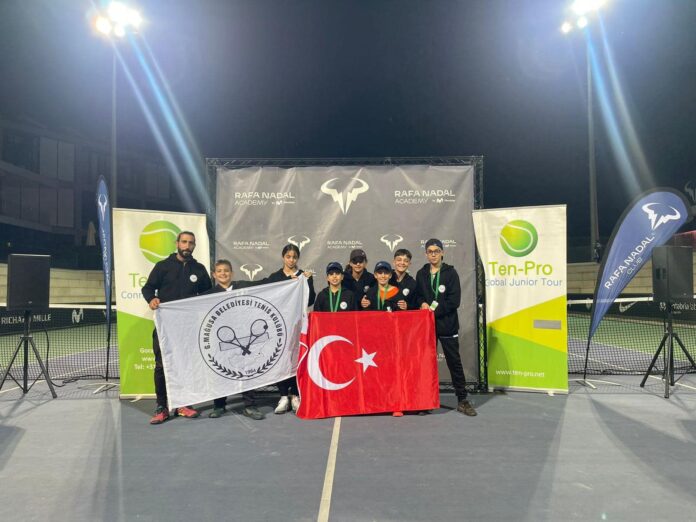 TENIS Gazimağusa Belediyesi Tenis Kulübü sporcuları Rafa Nadal Akademi’de… Gazimağusa Belediyesi Tenis Kulübü sporcuları Rafa Nadal Akademi’de…