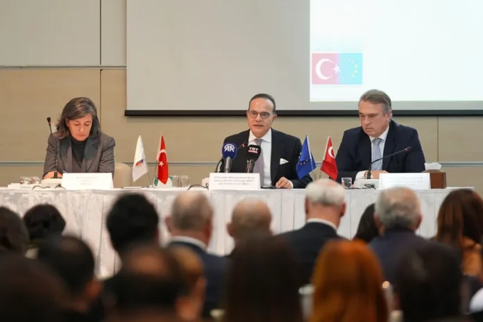 TC Dışişleri Bakan Yardımcısı Bozay: Her 2-3 yılda bir uyanıyoruz ve aynı federasyon hikayesiyle karşılaşıyoruz TC Dışişleri Bakan Yardımcısı Bozay: Her 2-3 yılda bir uyanıyoruz ve aynı federasyon hikayesiyle karşılaşıyoruz