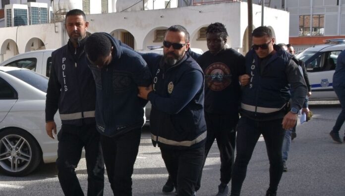 Alav cinayeti zanlıları ağır ceza mahkemesine sevk edildi Alav cinayeti zanlıları ağır ceza mahkemesine sevk edildi