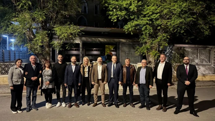 Siriza, WFTU üyesi Kıbrıs Türk sendikalarıyla görüştü Siriza, WFTU üyesi Kıbrıs Türk sendikalarıyla görüştü