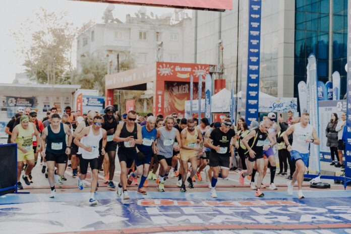 foto-1-1--1024x682 Ülker Lefkoşa Maratonu başladı Ülker Lefkoşa Maratonu başladı