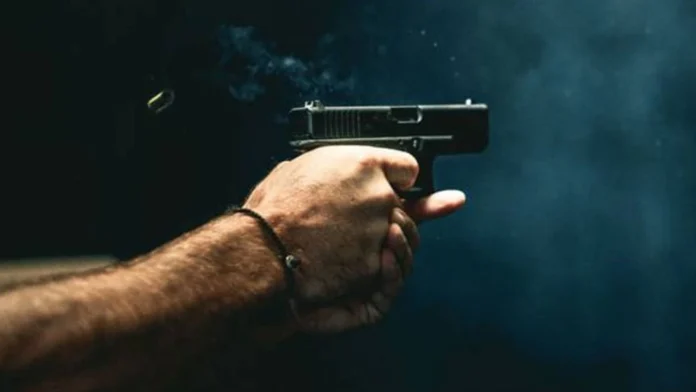 Ateş açma olayıyla ilgili iki kişi tutuklandı Ateş açma olayıyla ilgili iki kişi tutuklandı