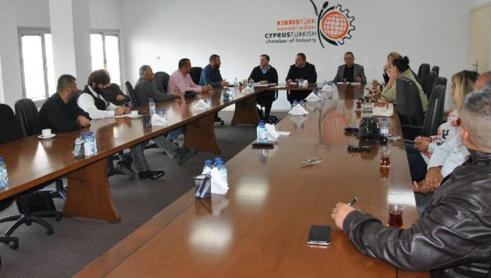 Zeytin ve zeytinyağı sektöründe faaliyet gösteren üreticiler KTSO’da bir araya geldi Zeytin ve zeytinyağı sektöründe faaliyet gösteren üreticiler KTSO’da bir araya geldi