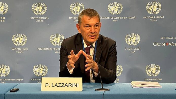 BM Komiseri Lazzarini, BM Komiseri Lazzarini,