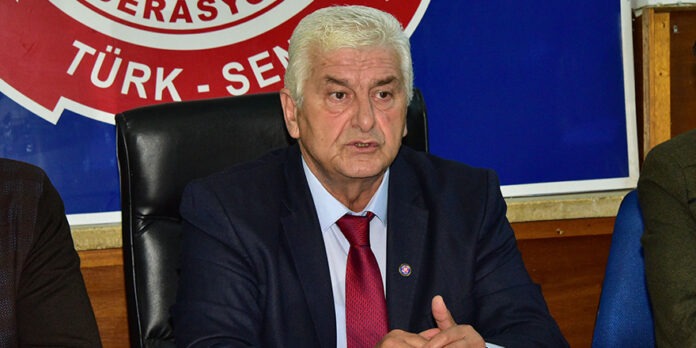 arslan-bicakli Kıbrıs Türk İşçi Sendikaları Federasyonu (TÜRK-SEN) Başkanı Arslan Bıçak Kıbrıs Türk İşçi Sendikaları Federasyonu (TÜRK-SEN) Başkanı Arslan Bıçak