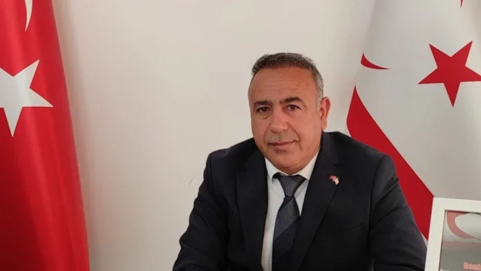 inik-basortusu-takmak-bir-bireyin-inancini-ve-kimligini-ifade-etme-ozgurlugudur