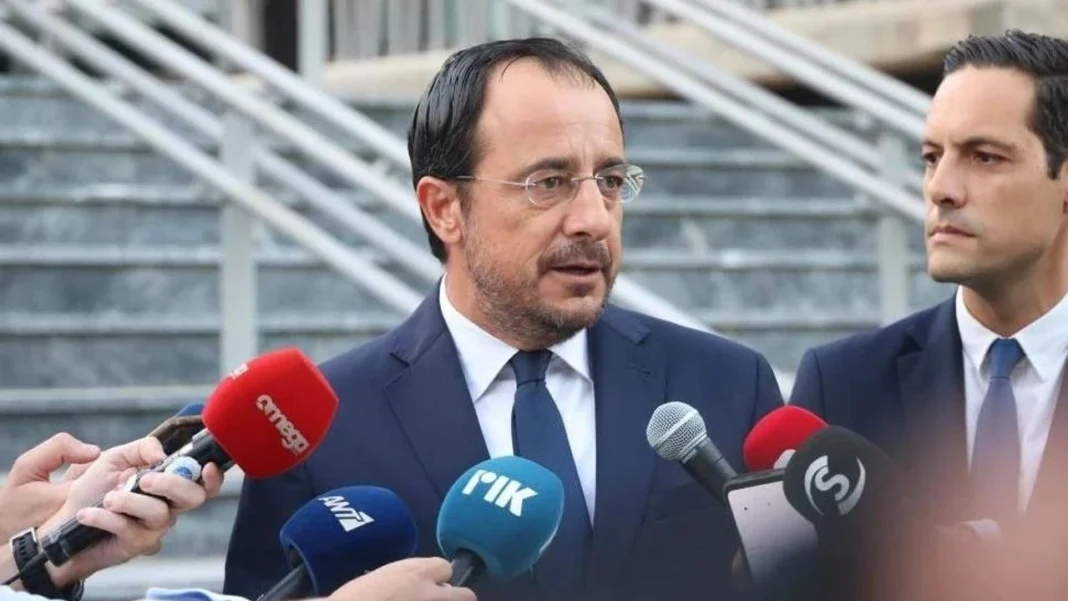 Hristodulidis’ten Cenevre öncesi mesajlar