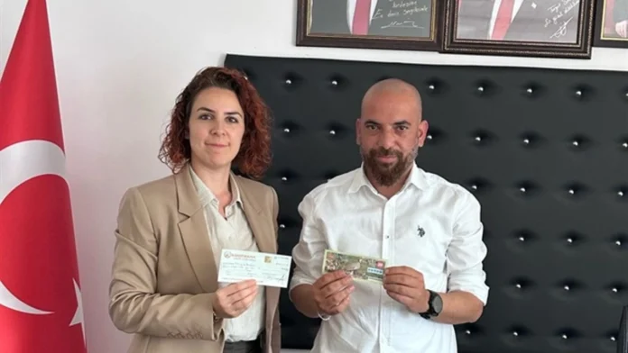 Üç buçuk milyon TL kazanana ikramiyesi teslim edildi