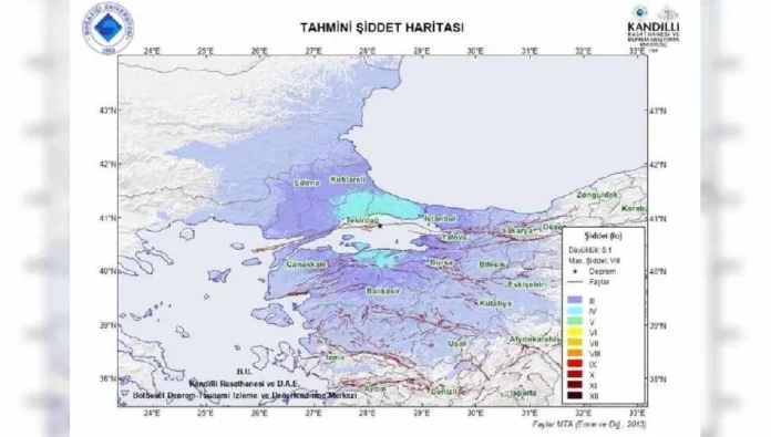 Kandilli Rasathanesi'nin deprem raporu: Depremin şiddeti denizde 8, karada 5 ölçüldü