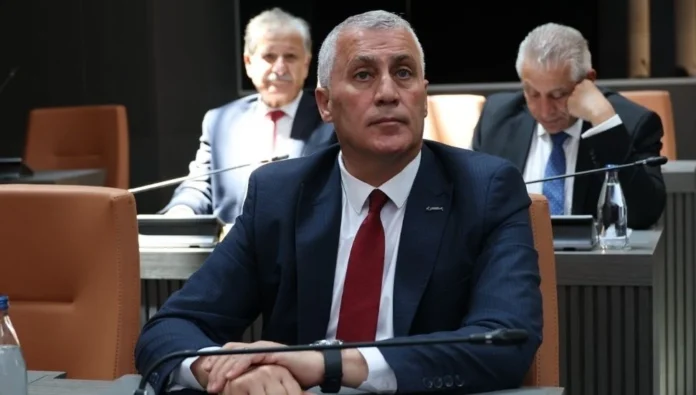 Ekonomi Bakanı Amcaoğlu, felaket senaryolarıyla adeta hükümete muhalefet yapıyor