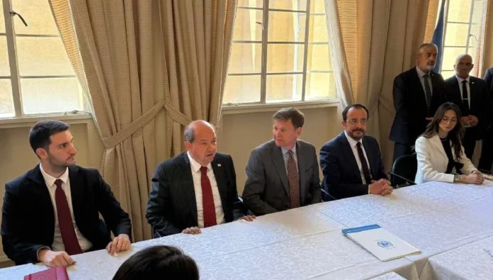 Tatar ile Hristodulidis Ledra Palace Otel'de bir araya geldi