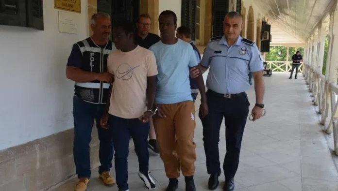 Güney'e geçmek için gizli ittifak kuran zanlılar, 2’şer ay hapse mahkum edildi