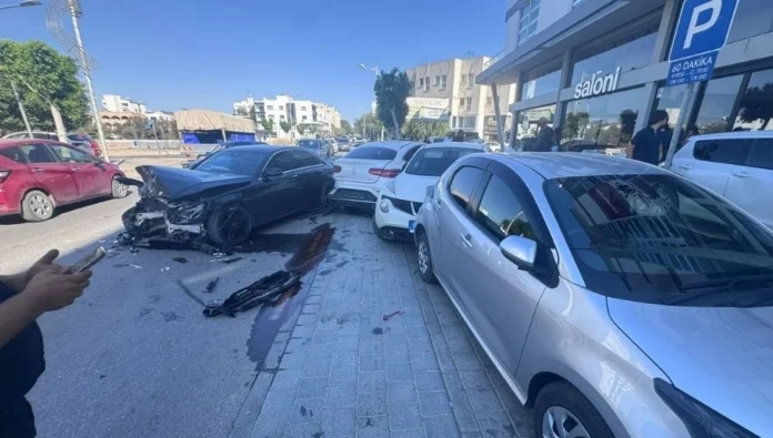Gönyeli’de zincirleme trafik kazası: Yaralı yok