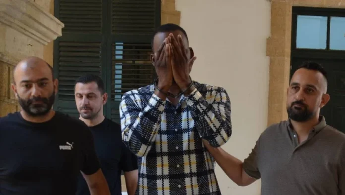 Uyuşturucu dolu çantayı araçtan atan zanlı cezaevine gönderildi