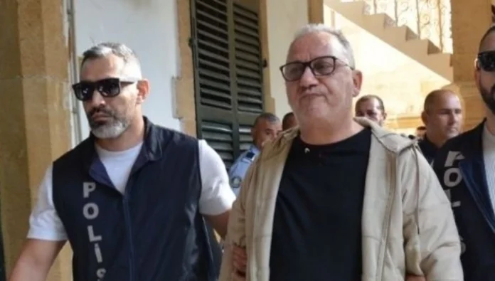 v2mahkemennMİK Başkanı Salih Canseç 5 gün daha tutuklu: Bir iş insanı Canseç'e 900 bin TL rüşvet verdiğini söyledikararikomsyondakduruumuzunetletrecek4_1764149530