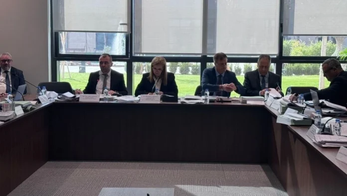 Bayındırlık ve Ulaştırma Bakanlığı, Sağlık Bakanlığı ve BTHK bütçeleri bugün görüşülecek
