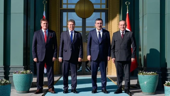 Hükümet ve Yılmaz'ın görüşmesi tamamlandı: İktisadi ve Mali İşbirliği Anlaşması ve projeler ele alındıoyutuablonsuzkopyaskopyaskopyas-2025-11-11t164505531_1762872323 (1)
