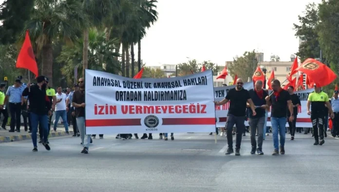 KTOEÖS, 34 öğretmen hakkındaki soruşturma girişimini protesto etti
