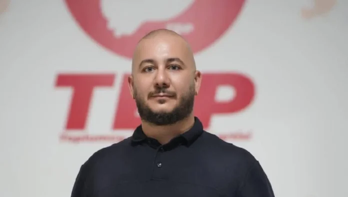 TDP MYK üyesi Ekinci: Gençler apolitik değil, rant üzerinden örgütlenen siyaseti reddediyorlar