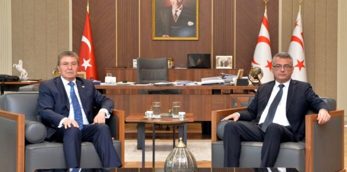 Cumhurbaşkanı Erhürman, Başbakan Üstel’i kabul etti: Görüş alışverişinde bulunuldu