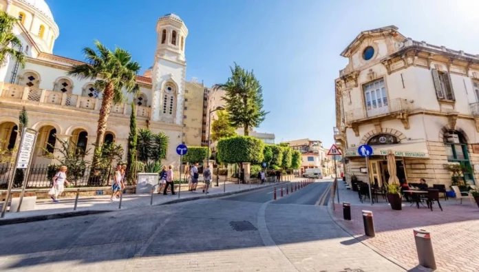 Güney Kıbrıs’ta turist sayısı 2025’te yüzde 12,2 arttı: İsrailliler rakamsal bazda İngiliz turistleri geçti
