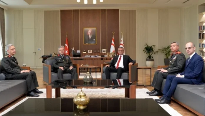 Cumhurbaşkanı Erhürman, Kara Kuvvetleri Komutanı Tokel’i kabul etti