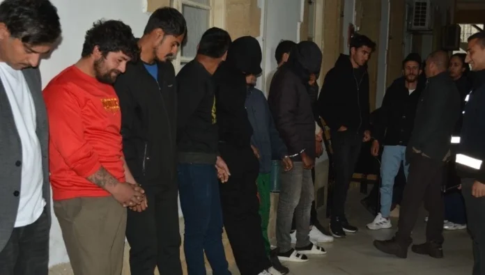 Beş ayrı bölgede kaçak operasyonu: 41 kişi 3'er gün tutukluk aldı