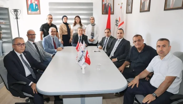 Ünal Üstel, MÜSİAD KKTC’yi ziyaret etti: Ekonomik kalkınma ve özel sektörün sorunları ele alındı