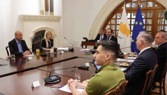 Rum Ulusal Konseyi toplandı: Hristodulidis, 19 fikrini açıkladı
