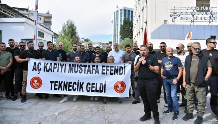 İstanbul Başakşehir'de ortaokulda bıçaklı saldırı: 3'ü ağır 8 öğrenci yaralı